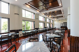 dining hall 7